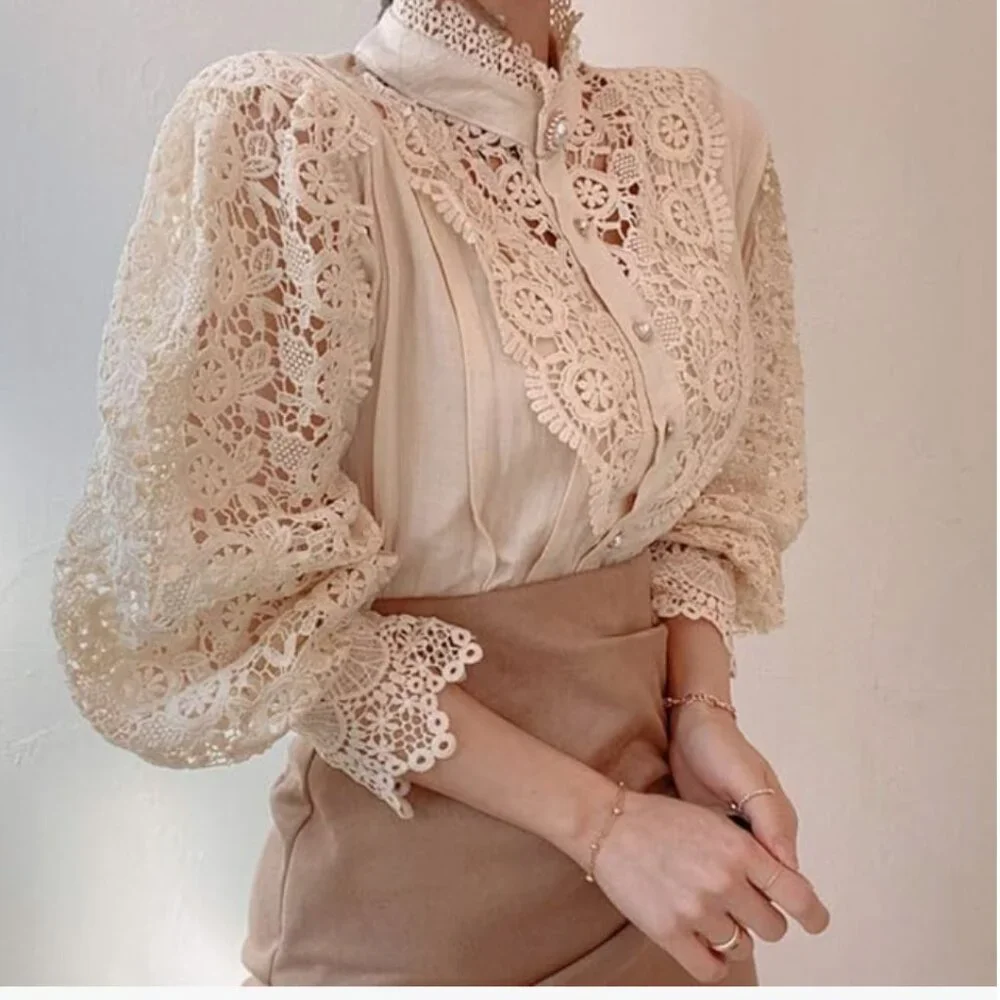 VICTORIAN BEAUTY Crochet Lace Mock Neck Pearl Button Down Blouse NEW